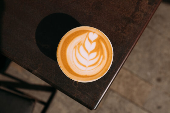 latte art cappuccino at la fabrica in girona